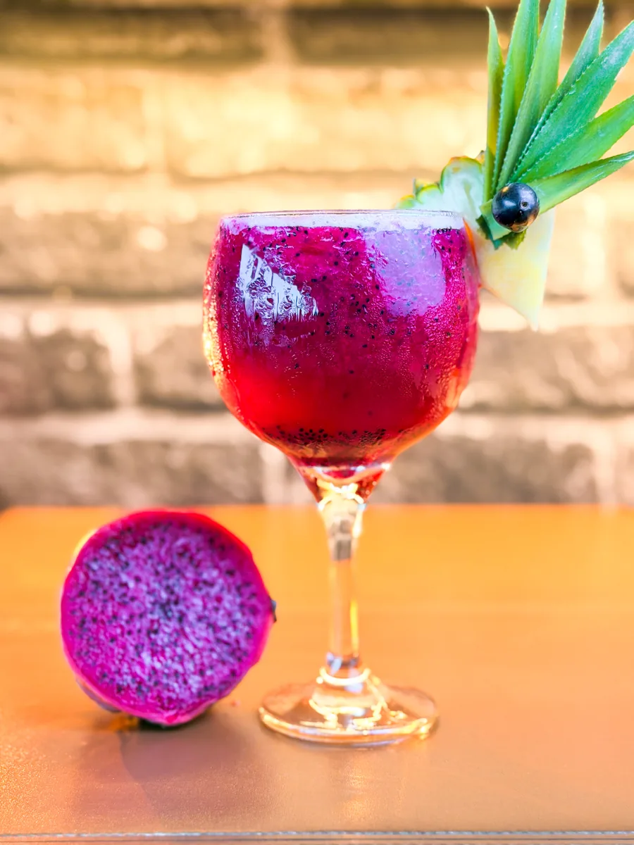 Drink refrescante com frutas frescas